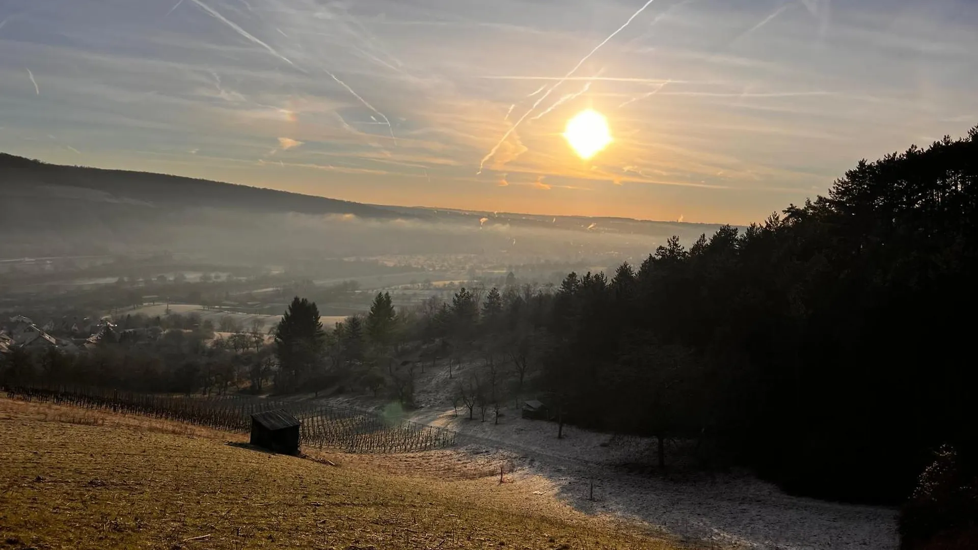 Ferienhaus Weinbergblick - Nahe Wuerzburg - 2 Schlafzimmer - Familienfreundlich - Terrasse Unterleinach 0*,  Deutschland